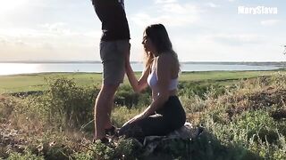 The guy fucked a sporty girl during her training session outdoors
