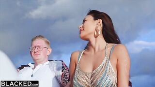 Gorgeous Rae Lil Black deserts her BF for a passionate stranger