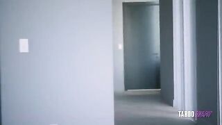 Something in the way my stepdaughter looks at me - Leana Lovings' steamy scenario