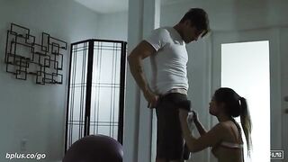 A Personal Trainer Session Turns Into a Steamy Encounter for Real