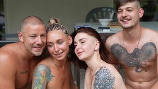 Real amateur foursome sex with two couples, OWIAKS and LeoKleo, in action!