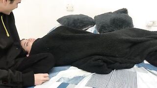 To forget about my boyfriend, I fucked another guy’s cock to distract myself