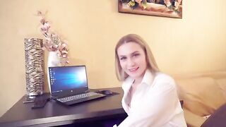 A hot girl is fucking with her boss to get promoted at work
