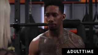 The strongest man filled the luxurious ass of Ebony Beauty Zaawaadi