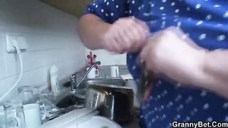 Hot old grandma gets her pussy railed by young stud