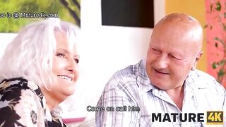 A mature woman seduced a guy and got boned on the table
