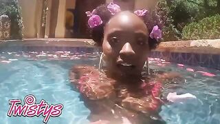 Petite beauty Elsie shakes her booty naked in the pool, showcasing her 38-24-36 figure