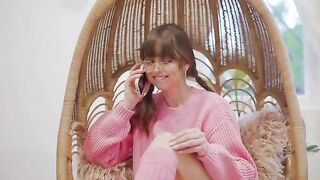 Skinny babe Riley Reid masturbating on the phone