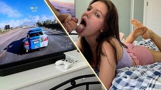 Girl plays Xbox and suddenly got a deep slobbery throat fuck, a hardcore surprise