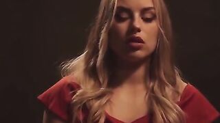 Foxy babe Anna Claire Clouds punishes her husband for cheating
