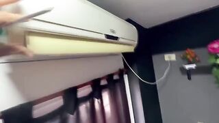 The woman has no money to pay for the air conditioner repairman