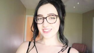 I failed the “Hysterical Literature” Try Not To Cum Challenge