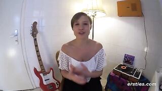4 Hot Lesbians Have a Wet and Wild 4Way Foursome