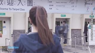 A sexy girl is fucking with her boyfriend in a hotel room in Taiwan