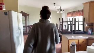 The future tenant tried to get a better deal from the pregnant landlord