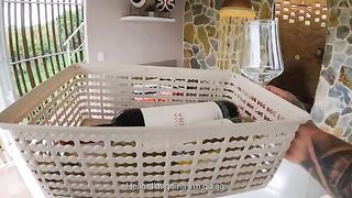I seduce a hotel worker and it ends in an exquisite, tasty fuck