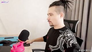 Reward the winner with anal sex in a steamy, homemade-style video