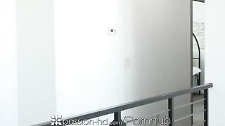 Stunning blonde Blake Blossom gets fucked and facialed in HD quality