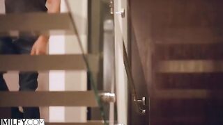 Lauren, a hot housewife with an anal obsession, craves BBC in this steamy MILFY scene