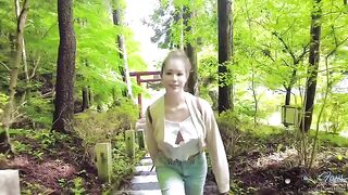 Crazy outdoor sex on a rainy day while hiking