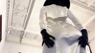 Busty cosplay MILF Alcina Dimitrescu gets her pussy railed in HD