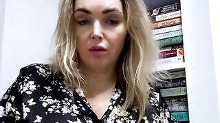 If you want to have sex with your friend's mom, pretend to be smart - Poreo