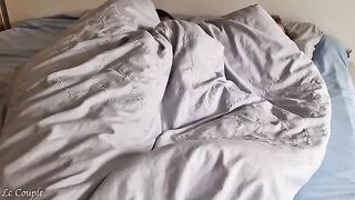 The husband cures insomnia with morning pussy fuck