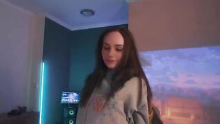 A step sister is dreaming about sex with her stepbrother