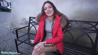 Czech girl Isabela de Laa gets fucked on the street for cash