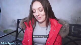 Czech girl Isabela de Laa gets fucked on the street for cash