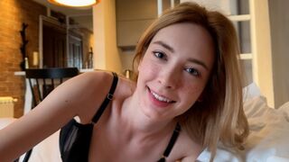 A little morning fun with your girlfriend is good for lonely people