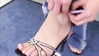 Juicy woman made blowjob and got fucked hard