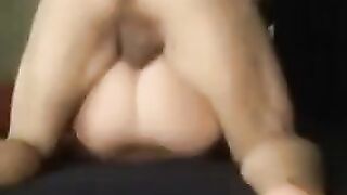 The wife was bored at home, so her friend visited her crotch