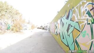 A hot guy fucked a girl in the public passage