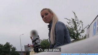 Picking up chicks and fucking them in the car is fun, especially with blondes!