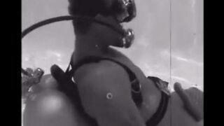 While the man was diving, the girl made him a blowjob