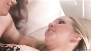 A mature woman seduces a young lesbian with a nice ass
