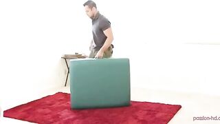 Masseur fucked a girl on the couch in the massage room