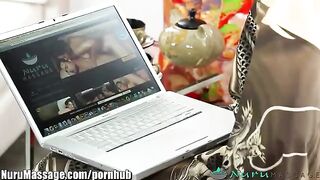 A massage with oil and sex with a Chinese beauty