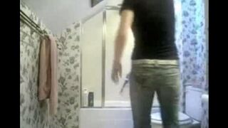 I found a girl peeing and spied on her