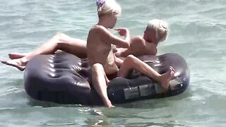 A hot girl is fucking on the mattress completely naked
