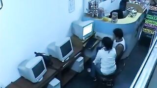 A girl was fucking on her webcam in the Internet cafe