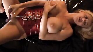 Rachel Aziani reached orgasm during her exciting solo masturbation