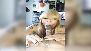 Black beauty put on a condom and started to shake her ass