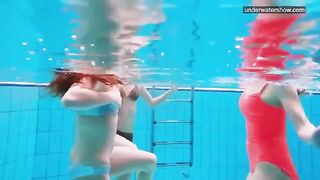 Nude girls in the pool were photographed by a hidden camera