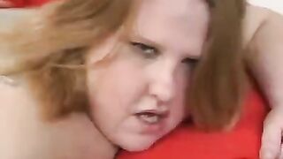 A fat woman is getting fucked and she’s so satisfied with the experience
