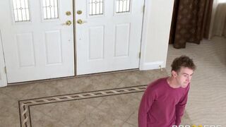 I met a guy in the bedroom and was fully prepared for sex