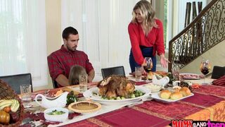 The family dinner became a place for passionate FFM threesome