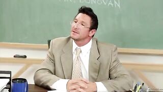 The student received a good mark thanks to the teacher's intense encounter