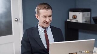 The secretary fucks her boss in nylon stockings and heels